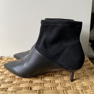 Donald Pliner pointy toe boots